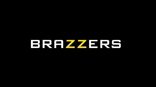 Pussy Talk - SlimThick Vic, Aubrey Black / Brazzers  / stream full from www.zzfull.com/orgasm