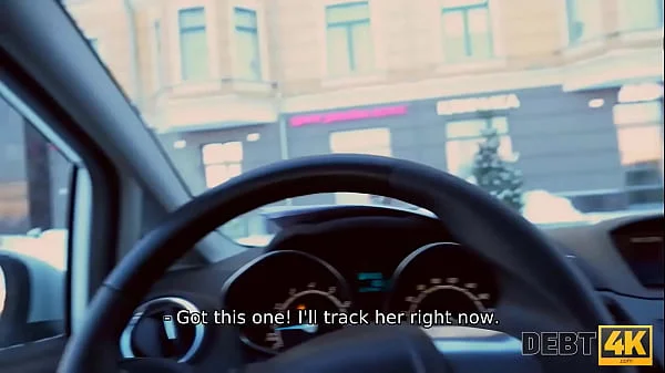 DEBT4k. Collector enjoys blowjob in car before tasting debtors pussy