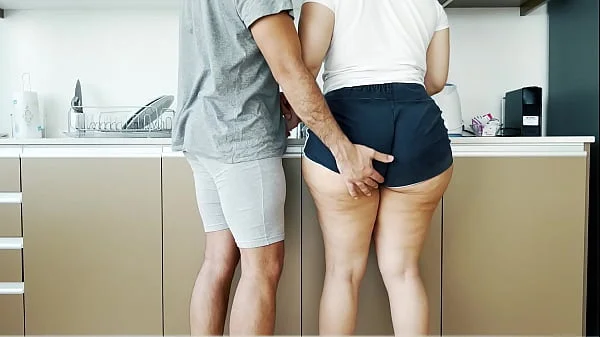 My Juicy Ass Latina Stepmom On The Kitchen, She Wants To Fuck