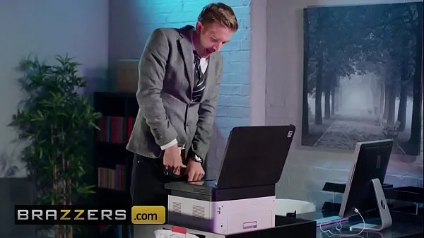 Big Tit (Valentina Ricci) takes huge brit cock in the office - Brazzers