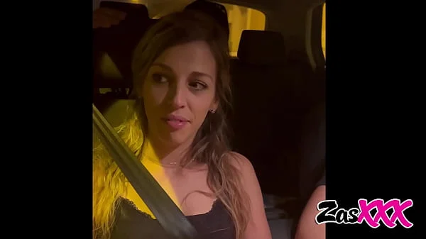 Follando en el coche con un desconocido