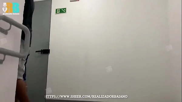 Realizador Baiano e Casal Lua e Marthofficial - Marido Cuckold veio me visitar e trouxe a esposa sem calcinha. Acabamos fudendo na escada - Vídeo Completo Sheer / Xvideos Red