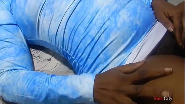 Blind girl got fucked by a guy who helped her