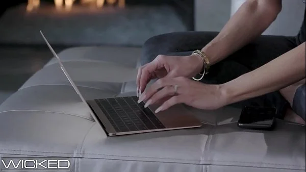 WickedPictures - jessica drake Surprises Date With Double Penetration