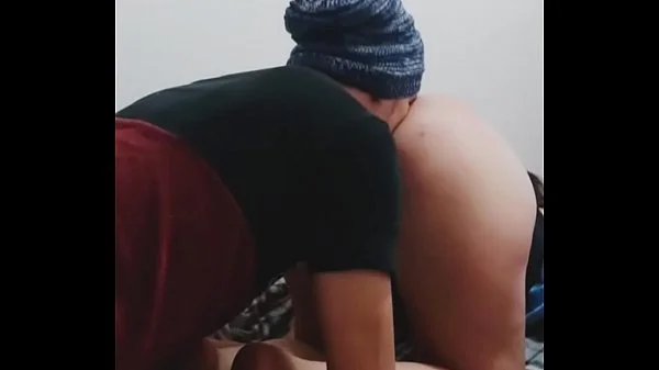 Se dió cuenta que la espiaba, y le gustó. Parte 3