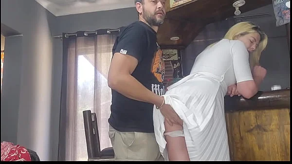 My stepsister spreading her legs so she can be fild with cock