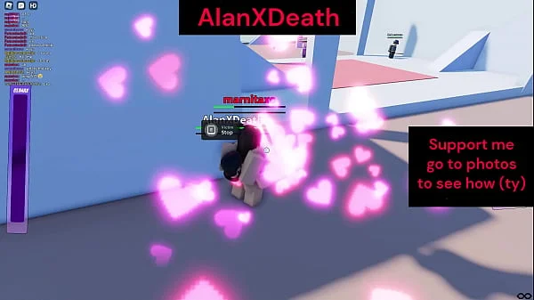 This fighting game seems a bit sus... (roblox)