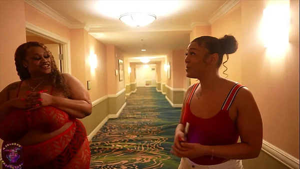 Prettyyasspai & Jada Lanae Seduce Gibby The Clown At The MGM Signature In Las Vegas