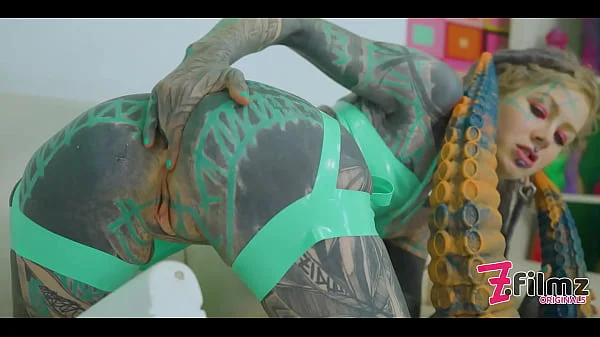 Extreme TATTOO dreadhead ANAL riding huge TOY