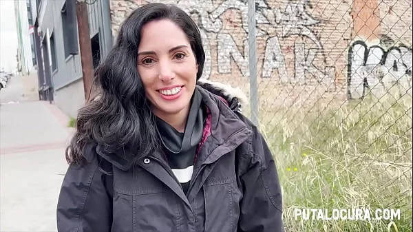 PutaLocura - Torbe pilla a morena española Linda del Sol y se la folla por el culo