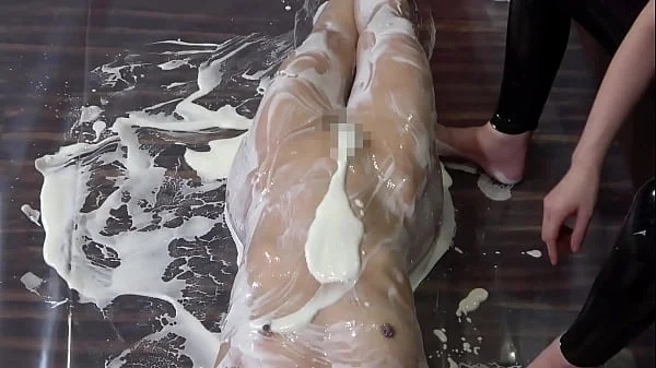 Japanese Mistress Minami Makes Female Slave Orgasm