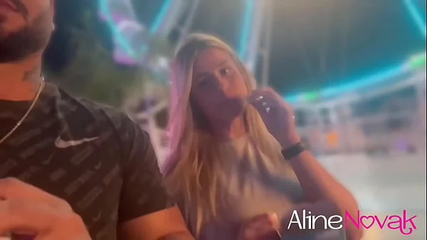 Reencontramos o motoboy no parque e fomos parar no motel! A loira gostosa adora uma aventura a três! - alinenovak.com.br