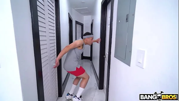 BANGBROS - Nasty PAWG Jenna Starr Uses Her Perv Neighbor Johnny Love's Long Big Stick