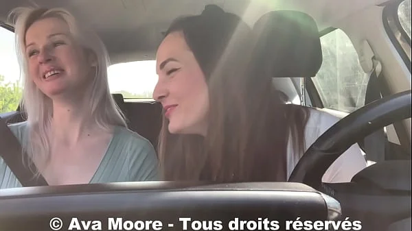 DEFI INCONNU - Première Fois Pour Ce Mec Chanceux Qui Se Fait Sucer Par 2 Filles! On Lui Vide Les Couilles Sur Le Bord d'Une Route!