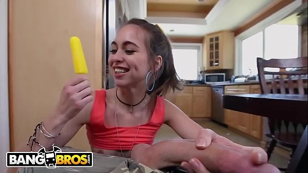 BANGBROS - Petite Teen Riley Reid Shows Off Fat Pussy, Gets Drilled