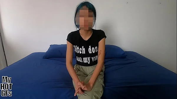 Esta flaquita me vuelve loco. Hermosa por donde la veas. (María)