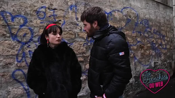 Crystal, brunette bordelaise très coquine