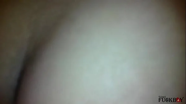 HOYO EQUIVOCADO: Anal accidental.. Esta señora infiel nunca imaginó que su primera vez por el culo serían unos dedos sucios.