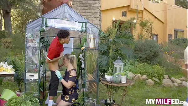 Jenna Starr In Cum on Greenhouse