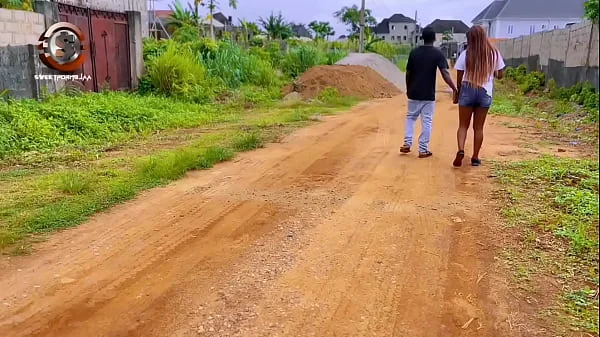 The stranded girl from Abuja got my dick stuffed in her squirting pussy