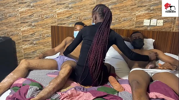 Amateur Real threesome and Guest Guy Hot Threesome Action