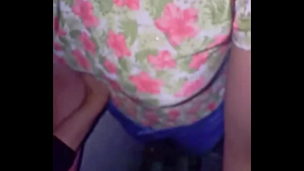 Mis amigos estaban cogiendo en los cuartos y me tuve que COGER en el baño de una casa a la morrita enfiestada! En una fiesta de compas