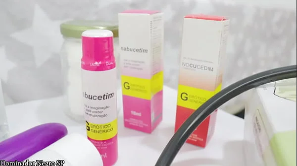 Ginecologista não sabia que estava sendo filmado e abusou da paciente