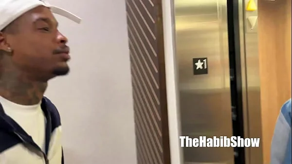 Ambitious booty thick texas freak is back with pimpin in ah bonnet