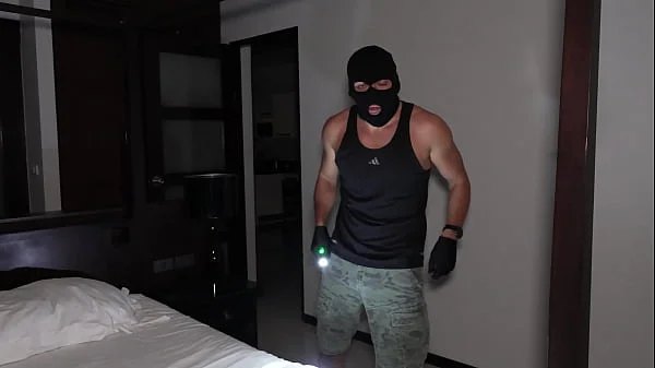 A thief broke into my house and fucked my pussy and filled it with cum! Unexpected CREAMPIE from a thief!