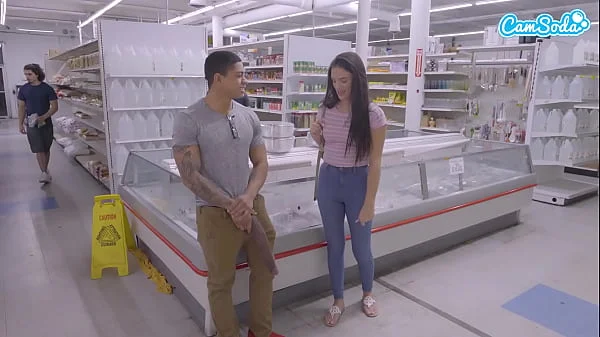 Amateur Teen Sucks Big Black Cock And Gets Fucked in Public BBC