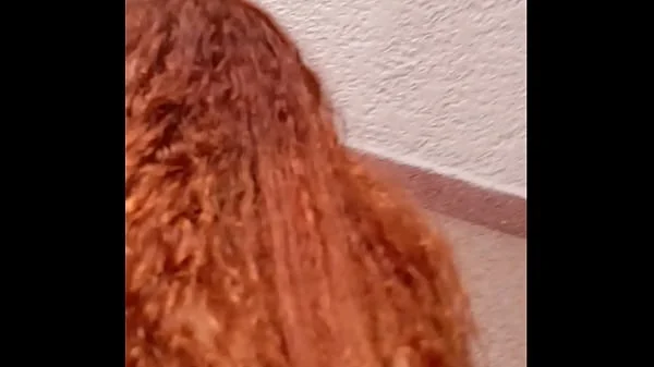 TREMENDO SEXO ANAL CON PUTA LATINA EN LA PISCINA MIENTRAS TODOS NOS VEN