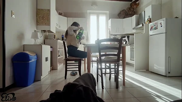 Ragazzo implora un POMPINO ma riceve solo una SEGA!?[italiano amatoriale]