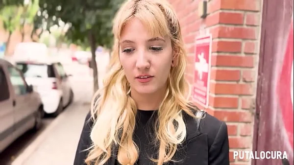 PutaLocura - La argentina caliente Agustina es pillada por Torbe en la calle y se lo folla