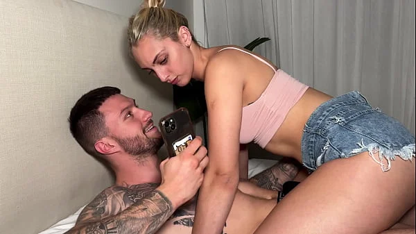 Mi Novia y yo Llamamos a una Puta Para Hacer un Trio pero Apareció un Hombre... Babydoll