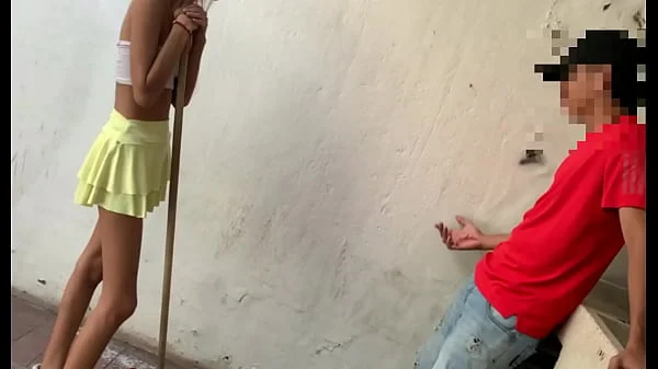 Una mañana calurosa hermanastra quiere ser follada HISTORIA COMPLETA