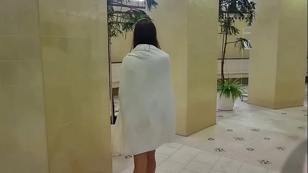 Fuck in Budapest public pool