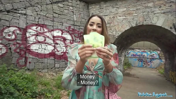 Public Agent Kitty is so pretty and is also a fucking good cock sucker