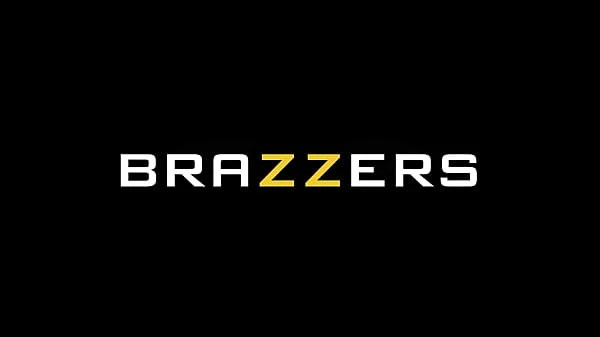 Private Chef's Pussy Platter Hayley Davies / Brazzers/ Enter XVPROMO on official site for discount