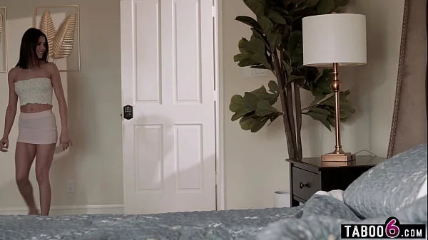 Paralyzed woman wants to perv on teen stepdaughter being fucked