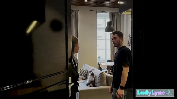 Welcome to the Neighborhood! LadyLyne treats her Guest