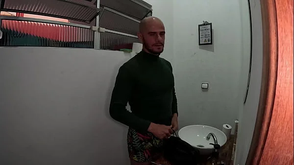Chegou uma pequenina na mansão para aprontar e fazer muita putaria - Anazinha Do Mau