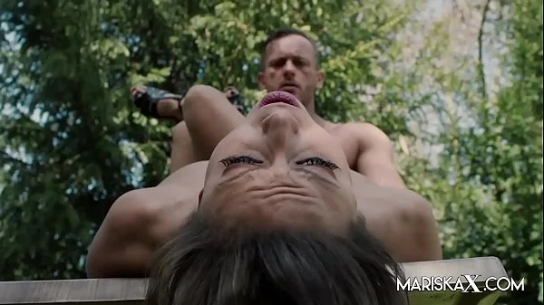 MARISKAX Cassie Del Isla ass fucked in the backyard