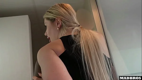 A Super Good French Blonde Still Stays To Be Fucked In The Hotel Room !!!