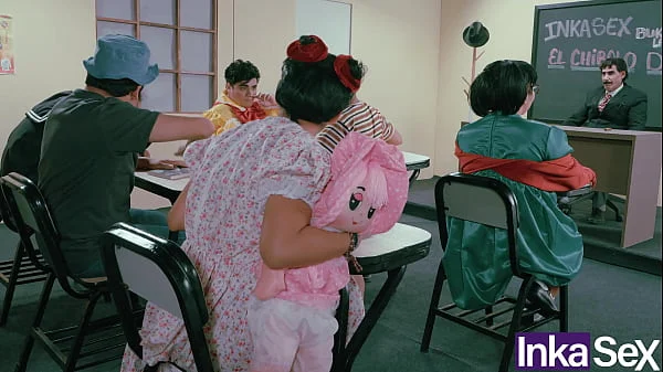 La vecindad morbosa del chibolo  18 termina en orgia durante la clase de Don Mamón - CAPÍTULO PERDIDO.