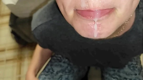 Cumshot in Mouth Amateur Homemade Mature MILF Housewife