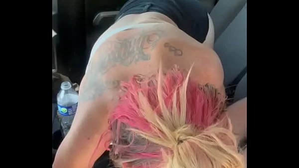 Real hooker lets a guy cum in her mouth in the back of a car then he makes her suck off all the cum