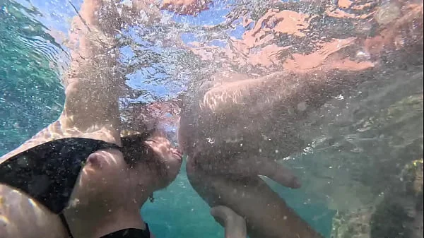 Under Water Sex with Hot Milf