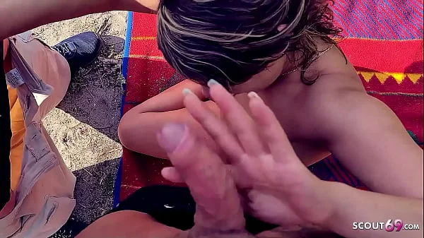 Echter Amateur Dreier am Strand mit reifer Türkin und 2 jungen Deutschen