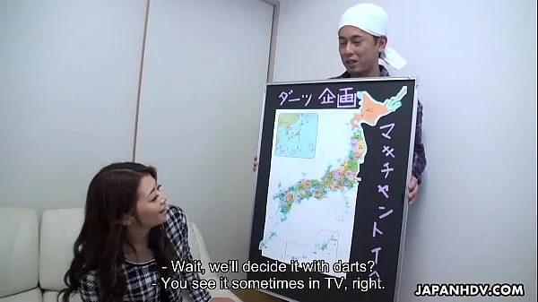 Japanese woman, Maki Hojo sucks dick in a car, uncensored