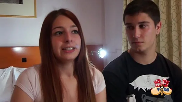 yaiza e iñaqui una parejita joven con ganas de vivir experiencias y con 18 años